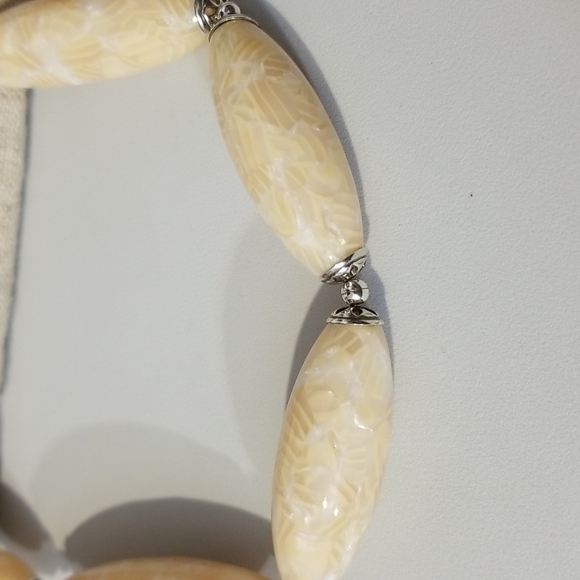 Beautiful Beaded Brighton Necklace - Picture 5 of 8